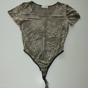 Vintage HANKEY PANKY Woman's Short Sleeves Bodice Size M Used